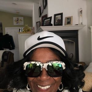 Meet your Posher, Candace